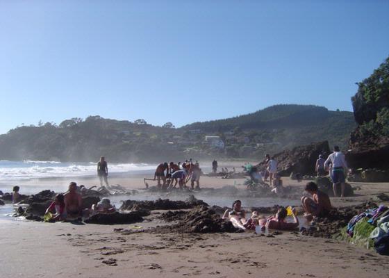 Hot-Pools-on-Hot-Water-Beach Hot Water Beach